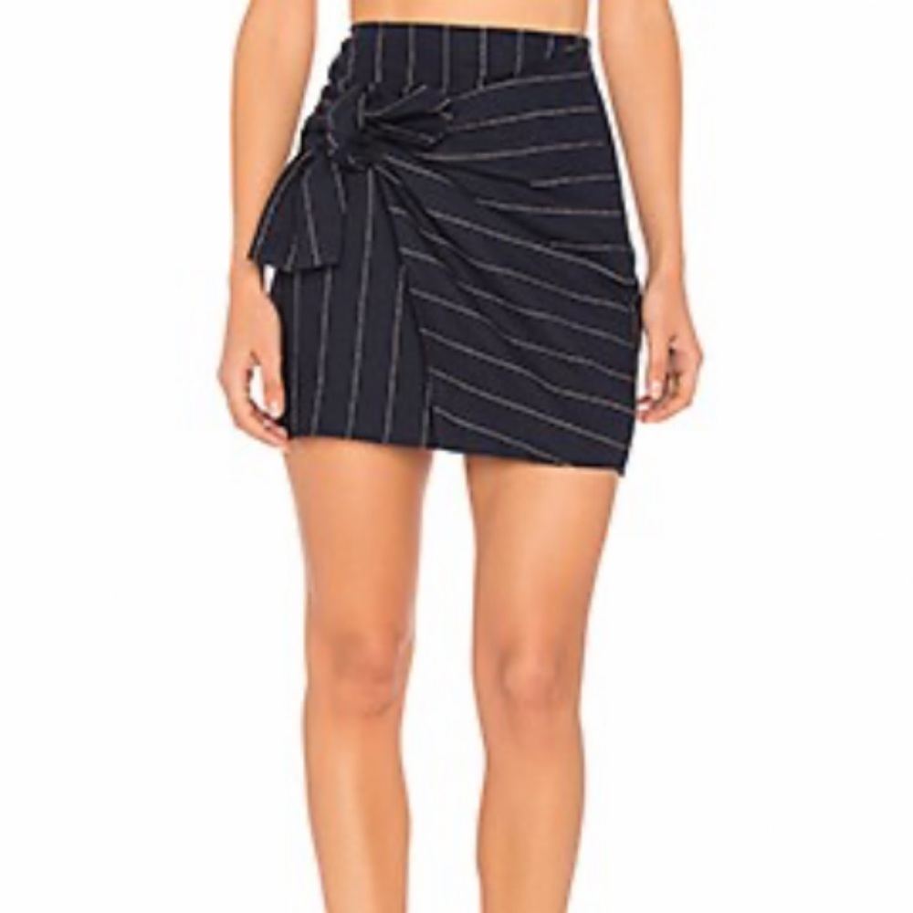 Front tie mini skirt - J.O.A. - Picture 1 of 1